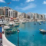 Apartament Location 1 Bedroom With Terrace