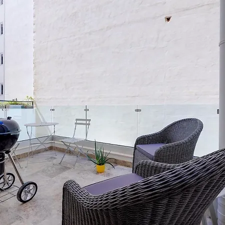 Location 1 Bedroom With Terrace By Buena Vista *