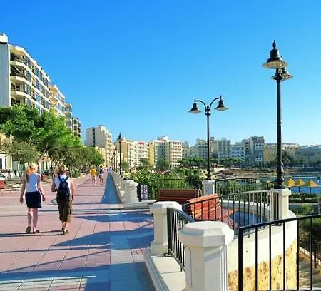 Location 1 Bedroom With Terrace Lejlighed