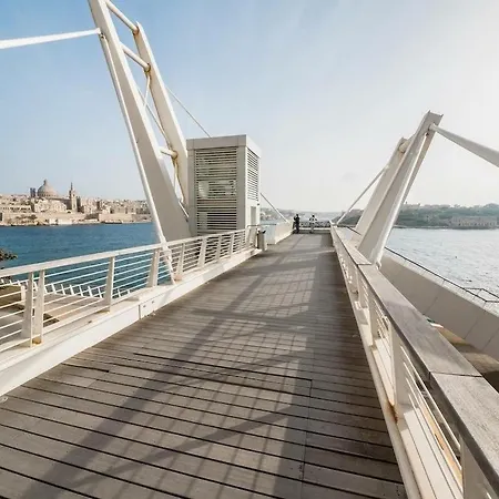Location 1 Bedroom With Terrace By Buena Vista Sliema