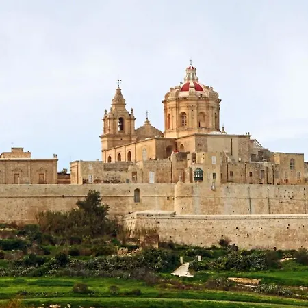 Location 1 Bedroom With Terrace Sliema